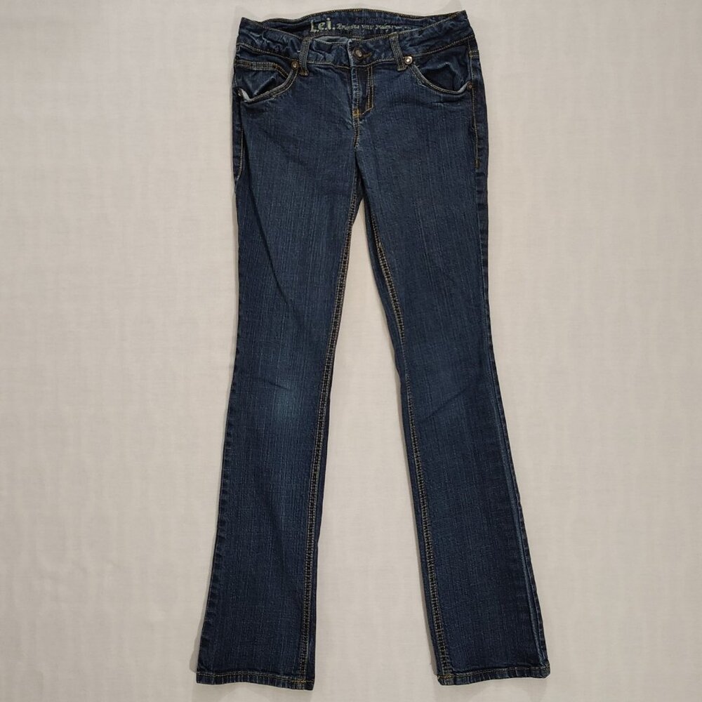 L.E.I. Ashley Trouble Jeans Womens Size 3 Low Rise Boot Cut Stretch Denim Blue
